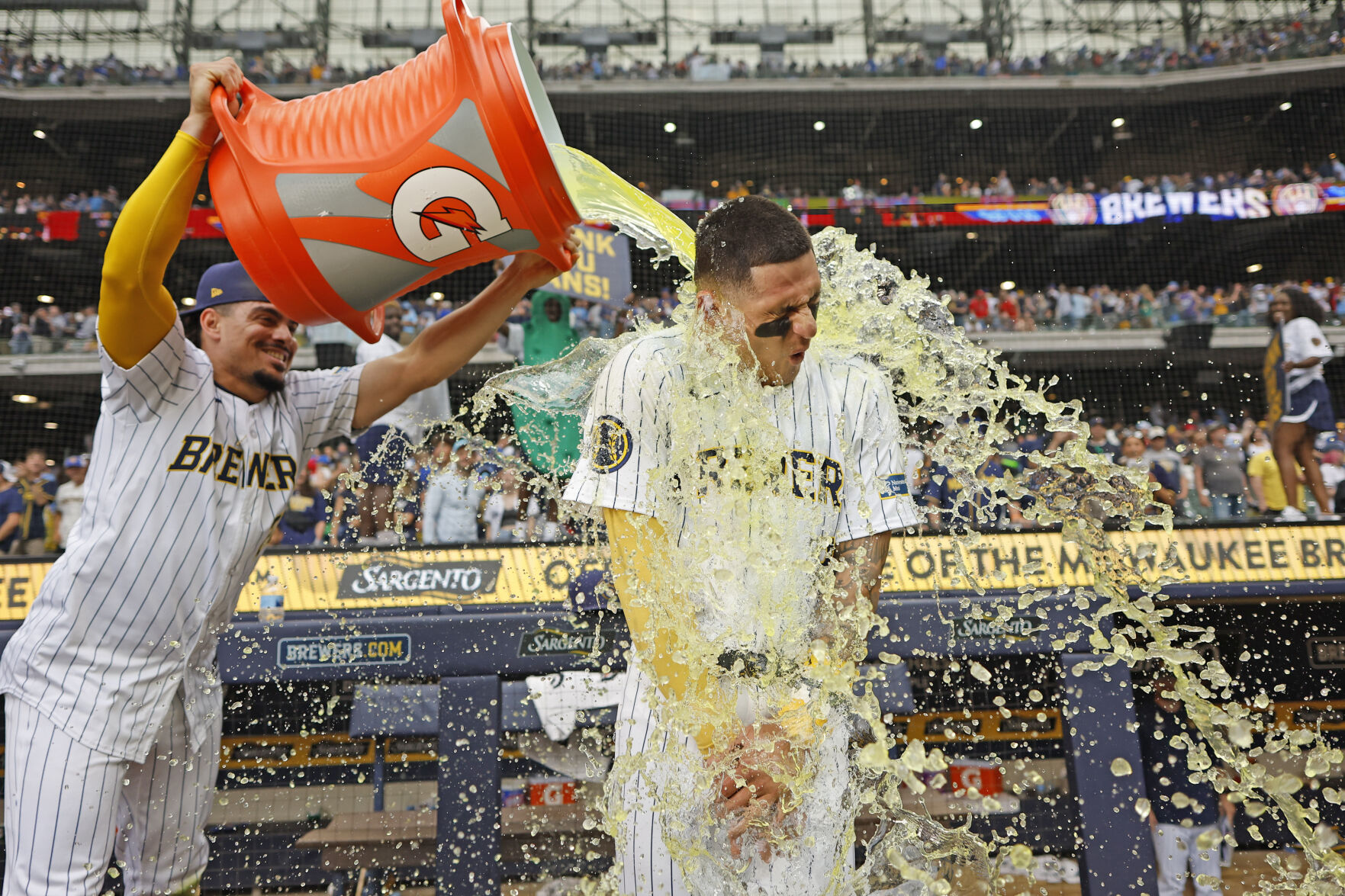 Big blast by rookie infielder sends Brewers past Reds